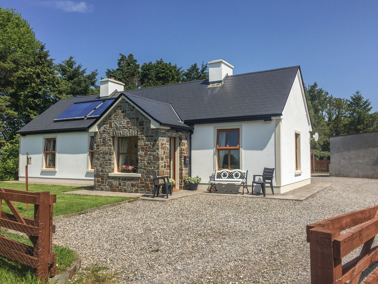 holiday homes uk late deals